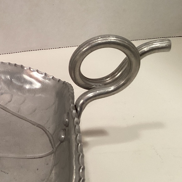 Buenilum Vintage Hand Wrought Small Serving Dish - Picture 3 of 5